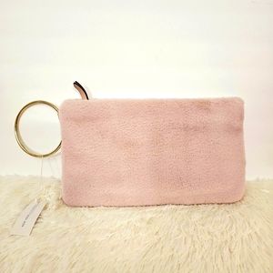 Faux Fur Clutch Wrist/Hand Ring New!